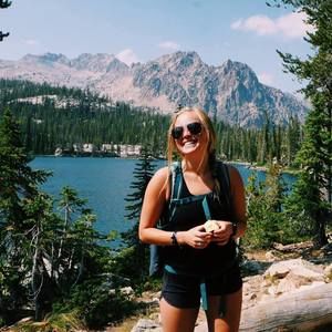 Meet your Posher, Hailey